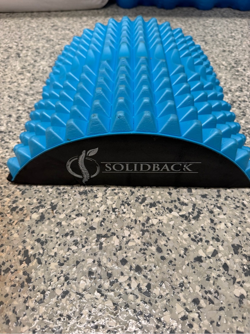 Solidback Blue Textured Foam Massage Half-Roll